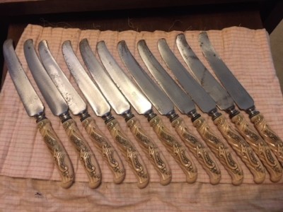 Set of Universal LF&C Landers, Frary, & Clark table knives - Vintage 1890s knife
