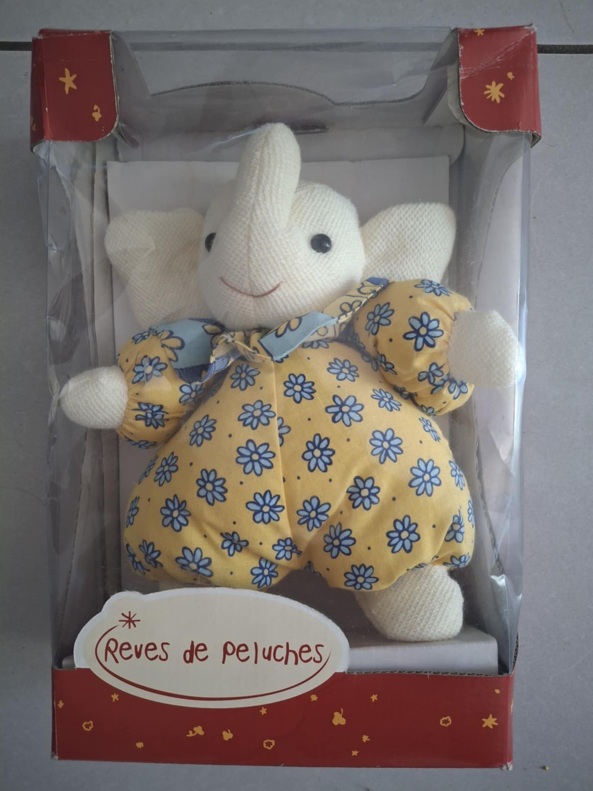 Peluches éléphant Rêve de peluches pour apaiser le sommeil de bébé dans son lit ou en voyage