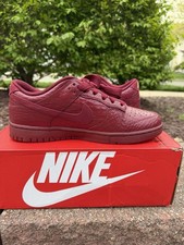 Nike Dunk Low Crocodile Team Red (Women’s) Size 11(W) 9.5(M)