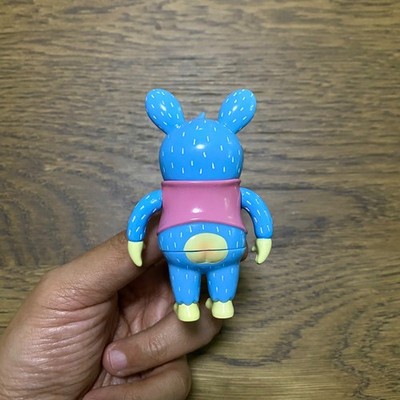 Weird : Collections Johnny's Pocket Creatures | HOW2WORK HEADLOCK