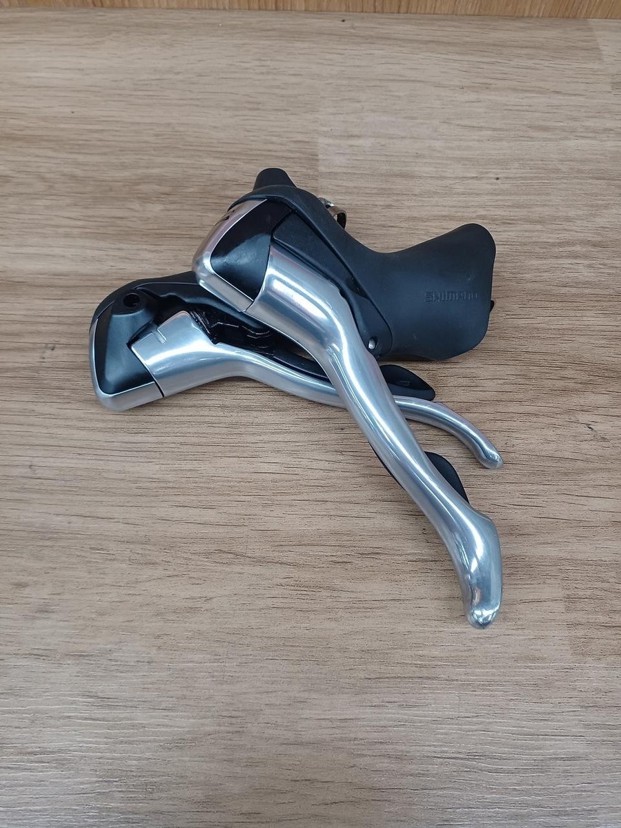 SHIMANO ULTEGRA ST-6600 STIレバー 2x10s Used Shimano Ultegra Flight Deck ST-6600 2x10s Control Levers