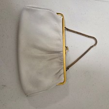 Vintage Off White Leather Kiss Lock Clutch Bag Gold Tone Chain Evening Purse