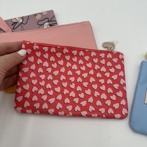 Set Of 4 Ipsy Make Up Bags Zippered Pouches - Picture 4 of 17