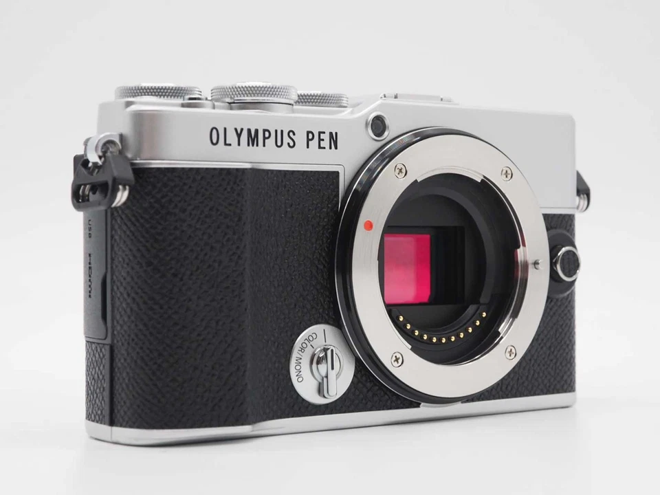 Appareil photo numérique Olympus Pen E-P7 20,3 mégapixels argent 556 photos a... - Photo 4/4