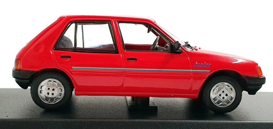 Norev escala 1/43 diecast 471731 - 1988 Peugeot 205 Junior - rojo Foto 3 de 4