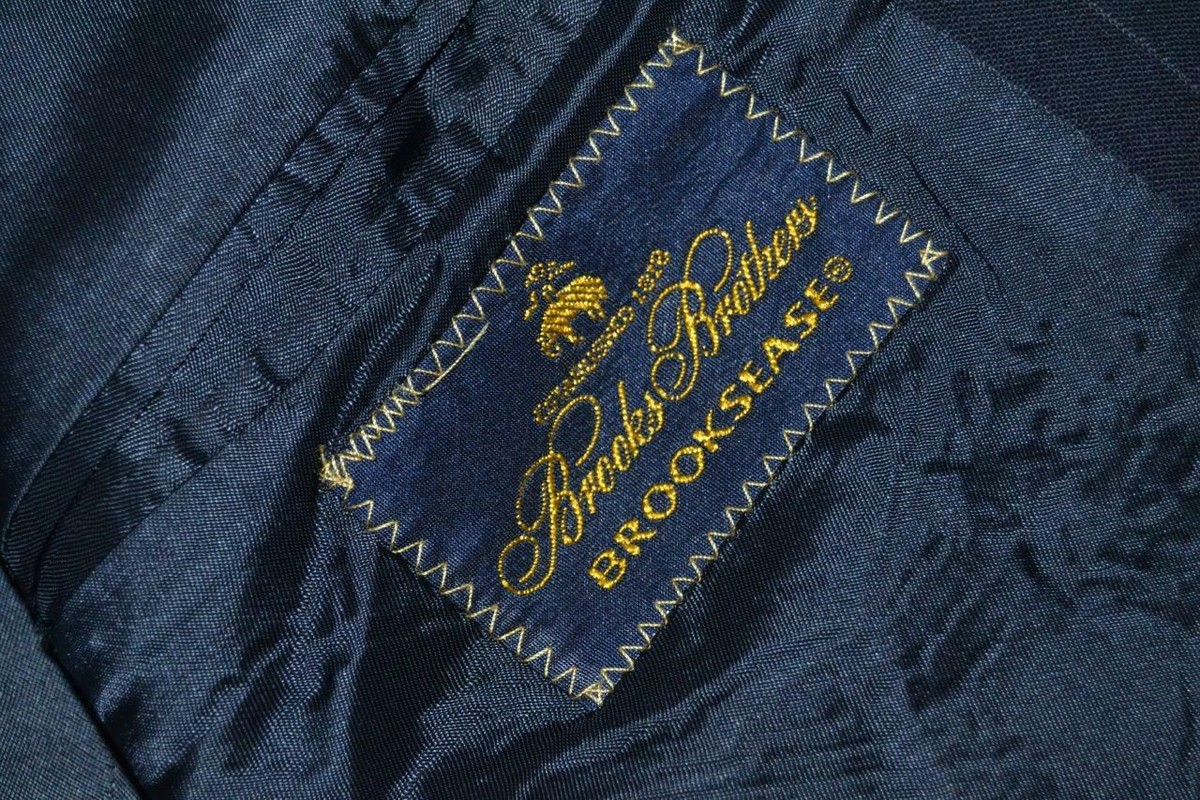 BROOKS BROTHERS BROOKSEASE NAVY BLUE STRIPED 3 BUTTON JACKET MENS