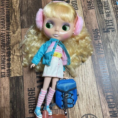 TAKARA　ブライス　シルバースノー Neo Blythe Silver Snow Fashion Doll Toy Hobby Shop Limited