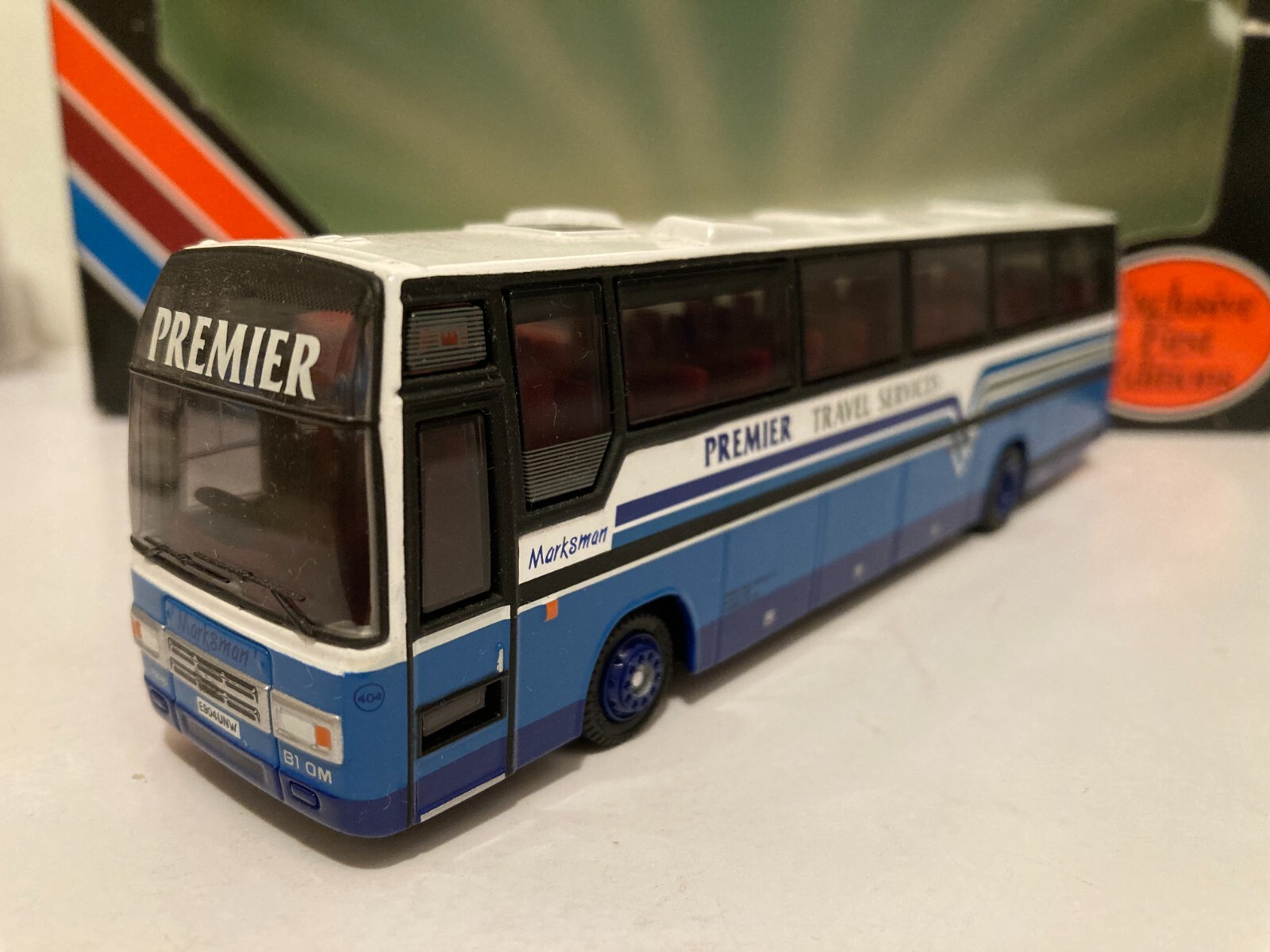 EFE 26601 Plaxton Paramount 3500 Premier Travel 1/76 Scale boxed free post