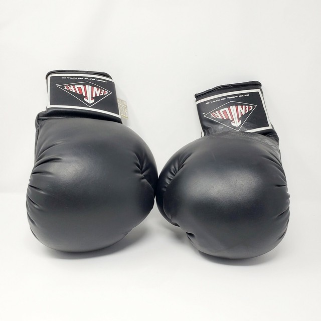 Century 14 oz Adult Black Boxing gloves genuine authentic pre owned