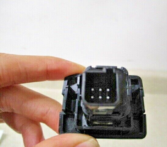 2015 Cadillac Escalade Front Center Electric Cooler Switch  