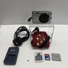 Canon IXUS 75 7.1MP Digital Camera Silver &Black WORKING please read description