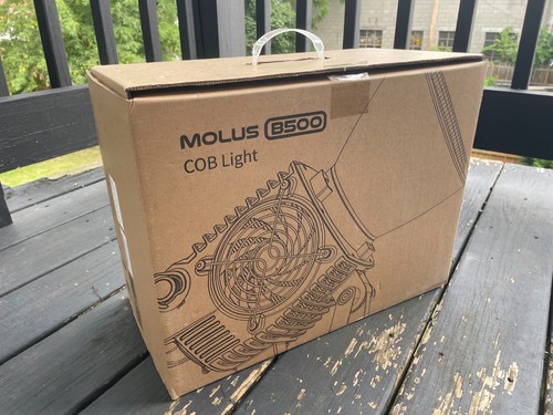 Zhiyun Molus B500 500W Bi-Color COB LED Light — Boxed