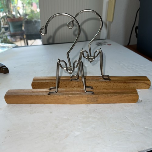 SETWELL WINSTON  Vintage Wooden WOOD Clamp Hangers Pants Skirts Lot Of 2