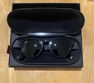 (新品) Ray-Ban Stories ストーリーズ　サングラス　ROUND Ray-Ban Stories | Round Smart Glasses, Black/Transitions Clear to