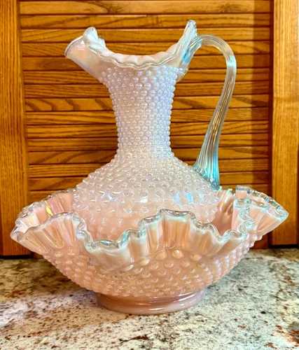 Fenton**IRIDIZED HOBNAIL SHELL PINK  W/SALEM BLUE HANDLE/CREST PITCHER/BOWL SET*
