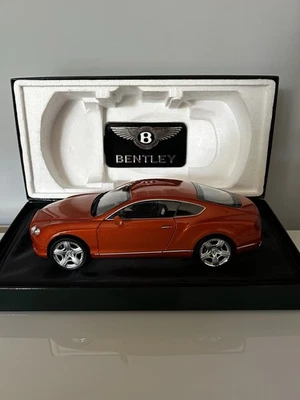BENTLEY Continental GTC orange MINICHAMPS 1/18 - Photo 1/3