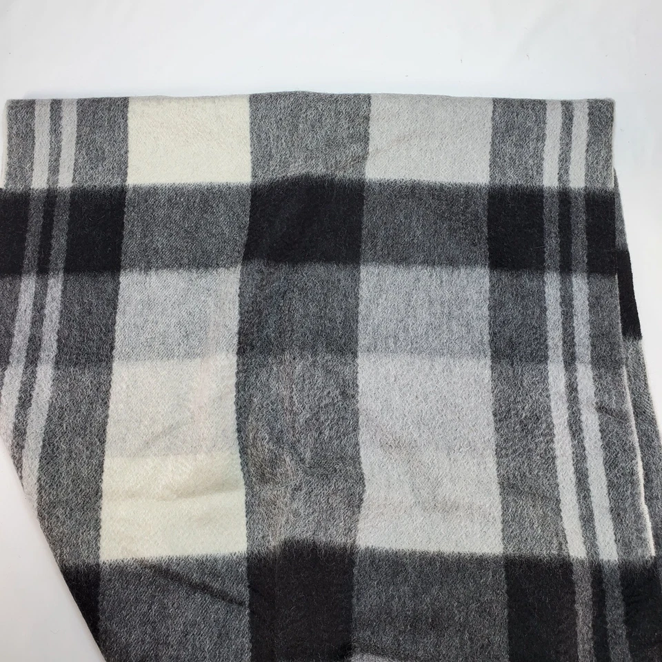 Talbots 100% Cashmere Knit Scarf Unisex Gray Plaid Neck Wrap Cozy Warm Comfy NEW - Image 3 of 4