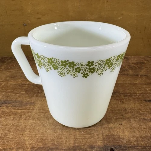 Vintage D Handled Pyrex Crazy Daisy Spring Blossom Coffee Cup Mug No. 1410 EUC