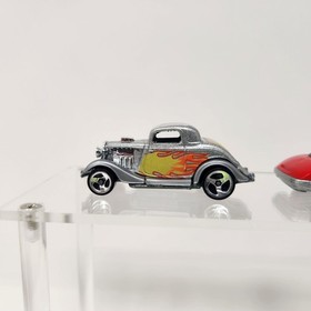 Lot of (9) Hot Wheels Diecast Cars 1991-1996 1/64 (dd1)