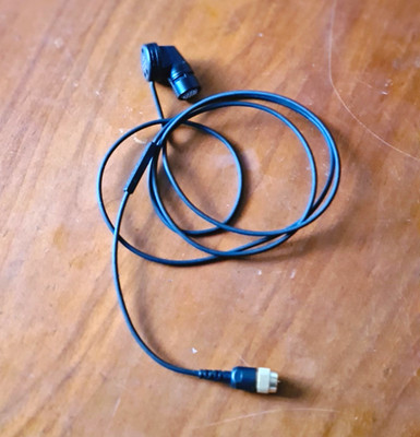   Sennheiser MKE 40-2R Lavalier / Clip-On Microphone | Wired | Black