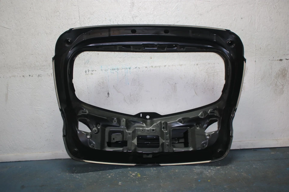 2010 2013 MAZDA 3 HATCHBACK REAR LIFTGATE SHELL OEM - Imagem 4 de 4