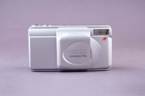 Olympus Superzoom 70G 35mm Point & Shoot Film Camera - Picture 3 of 10