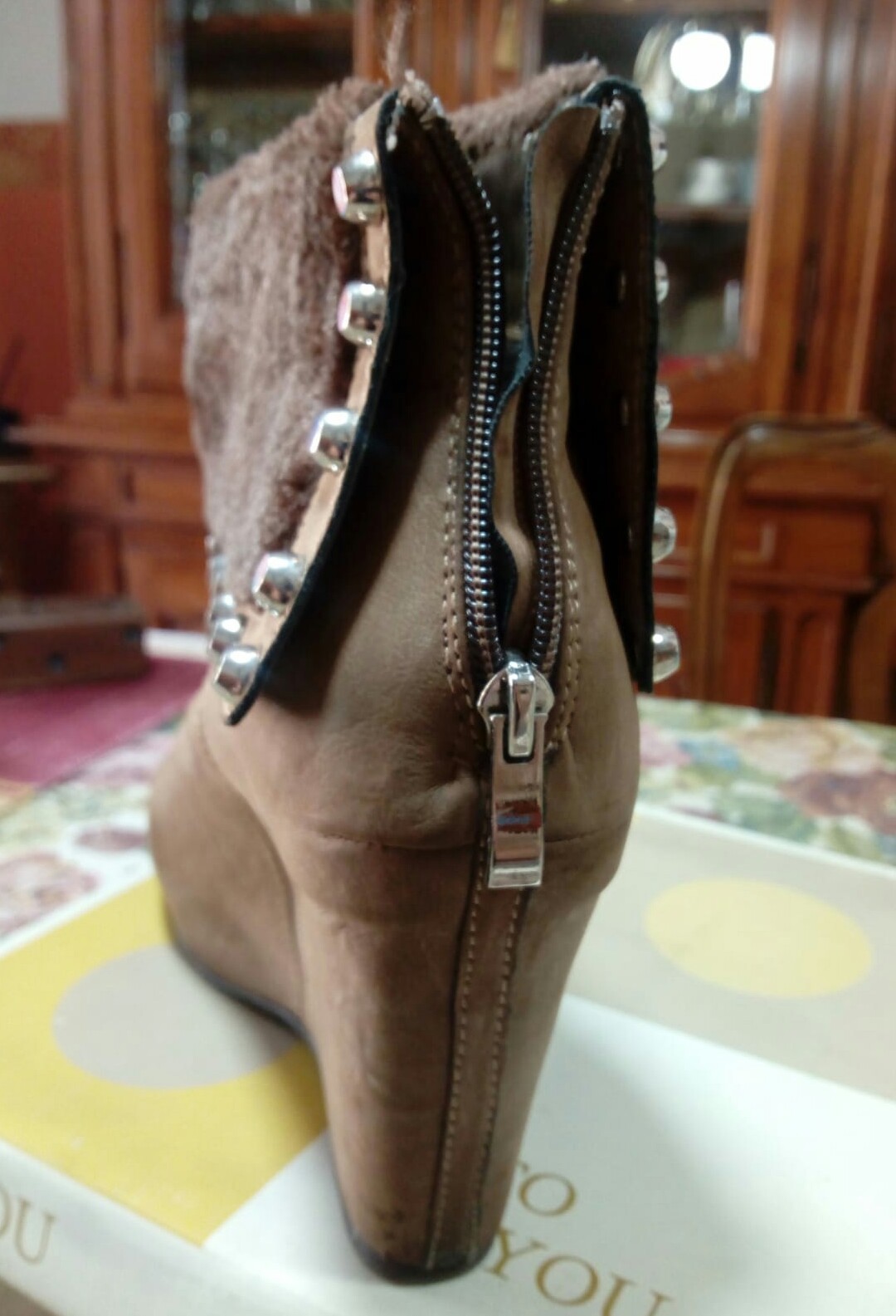 Foto 8 di 9
