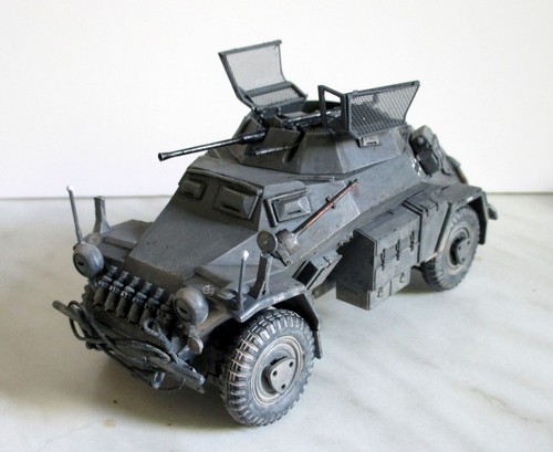 Modelo Pro Built Half Track Sd.Kfz.222/1 1/35 (pedido anticipado) - Imagen 6 de 7