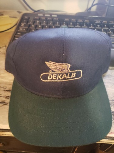 Vintage DEKALB SEED Snapback Trucker 
