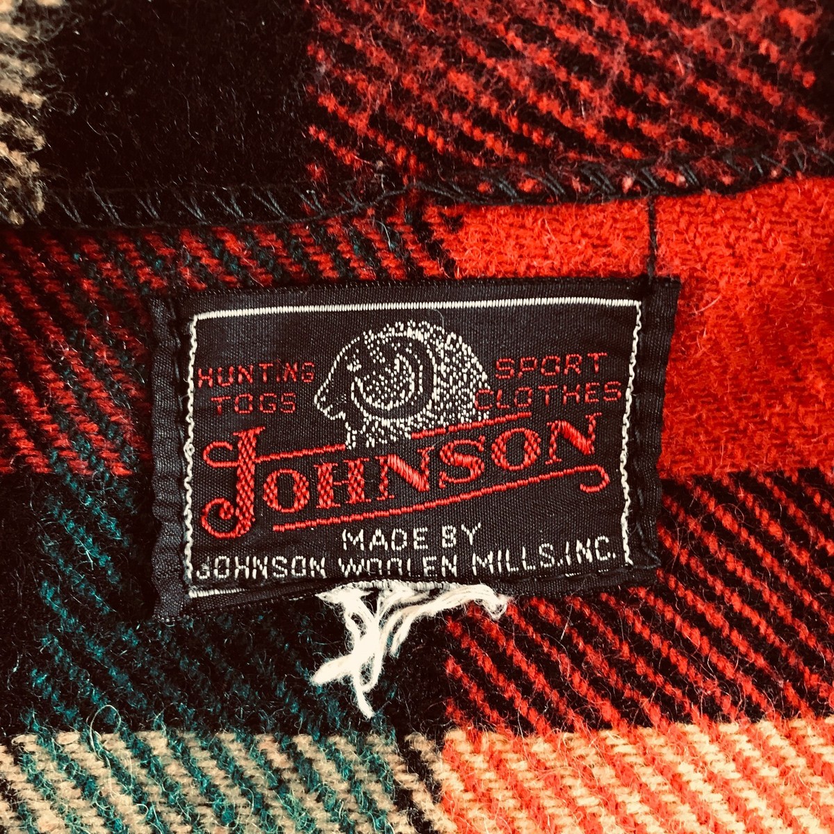 Vintage Johnson Woolen Mills Shirt Mens Small Orange Red Vintage Johnson Woolen Mills Shirt Mens Small Orange Red