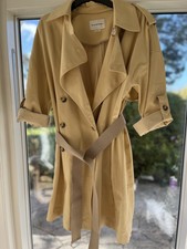 Club Monaco Ladies Trench Coat, Size Medium
