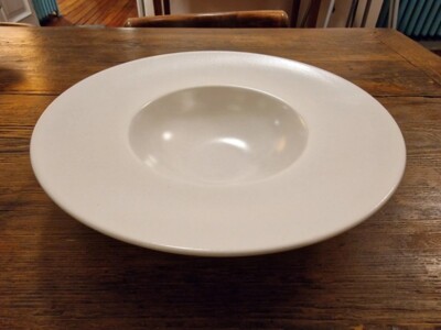 Ipec 10 White Ceramic & Cream Sky Dishes