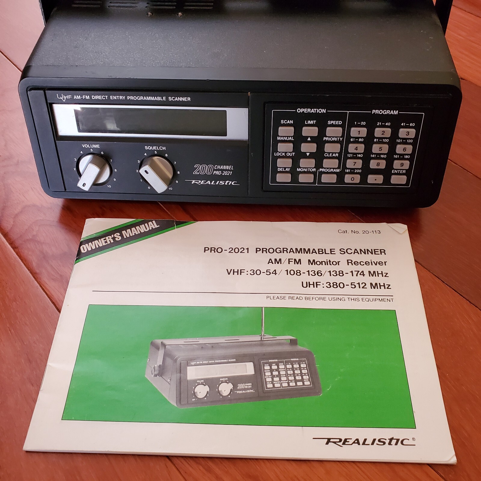 Realistic 200 Channel AM/FM Direct Entry Programmable Scanner PRO2021