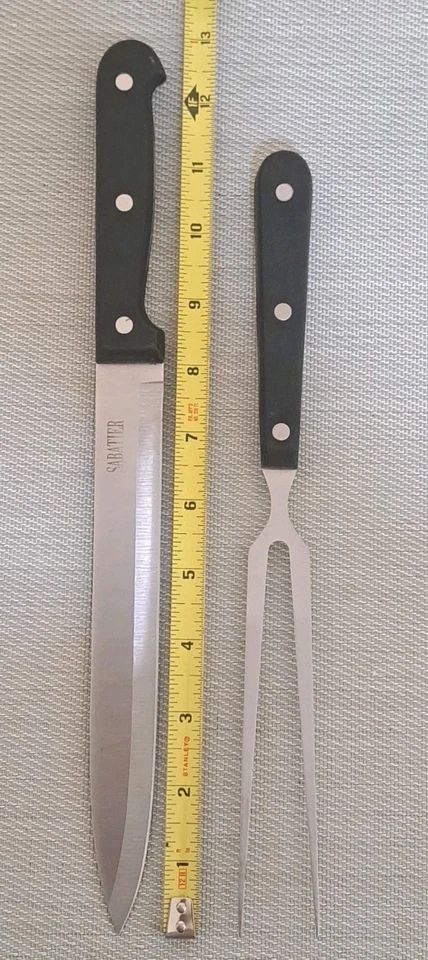 8 CUCHILLOS PARA CARNE SABATIER 101/2” HOJA DE 51/2” más JUEGO DE TALLADO PARA REBANAR HORQUILLA Foto 2 de 4