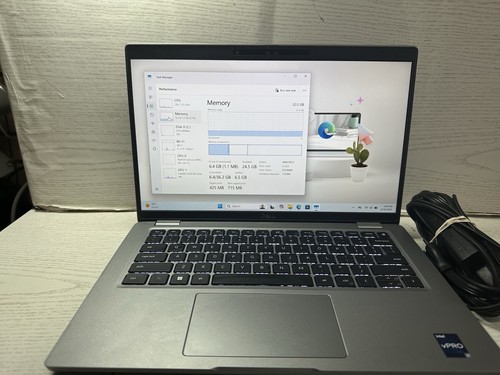 Dell Latitude 5431, Intel i7, 32 GB RAM, 256 GB SSD, computer portatile Nvidia MX550 - 14" - Foto 3 di 15