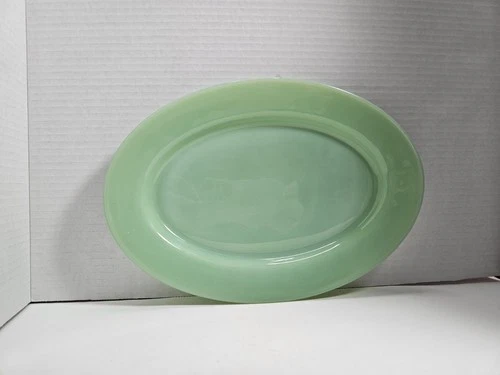 Vintage FIRE KING Jadeite 8x11.5" Oval Platter Plate Green Glass Smooth Rim