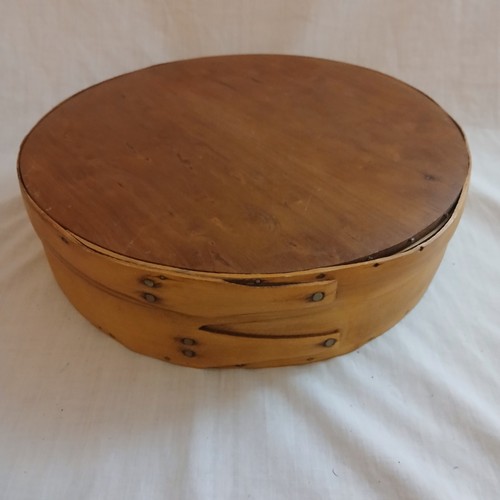 Antique Round Wooden Pantry Shaker 10 " Diameter Storage Box Old Style 3" Tall - Picture 3 of 10