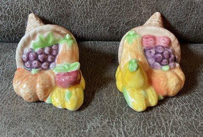 Lefton Vintage Thanksgiving Salt & Pepper Shaker Set Cornucopia Horn Of Plenty