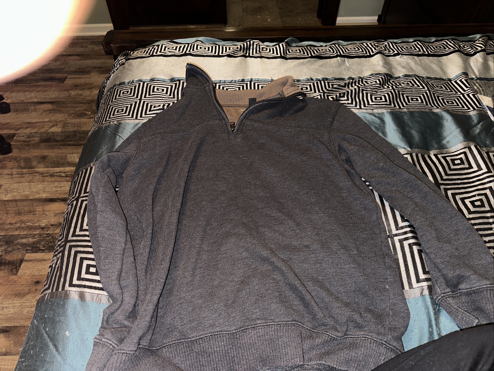 Picture 1 of 3
