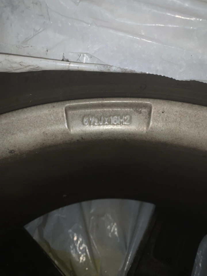 Vier Winterräder Mit Alufelgen In Guten Zustand Zu Verkaufen. VB 180 Euro  - Bild 2 von 3