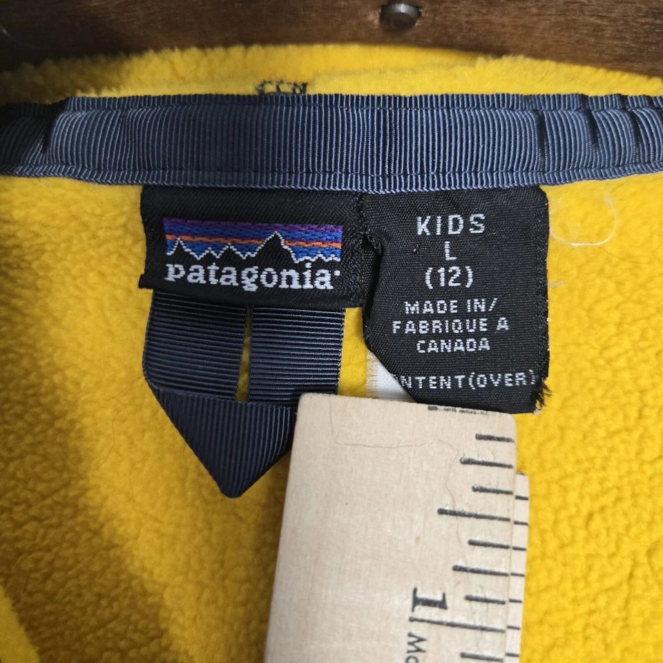 Vintage Patagonia Fleece Half Zip Sweatshirt L Size Yellow Youth Size 12 L - Image 4 of 4