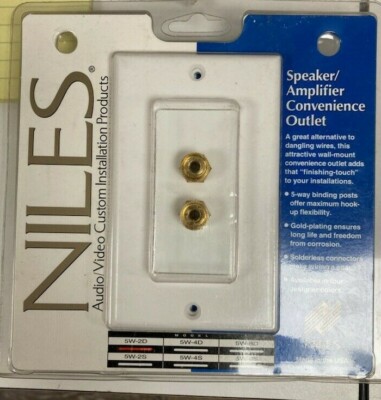 Niles Speaker/Amplifier Convenience Outlet 5W-2D White
