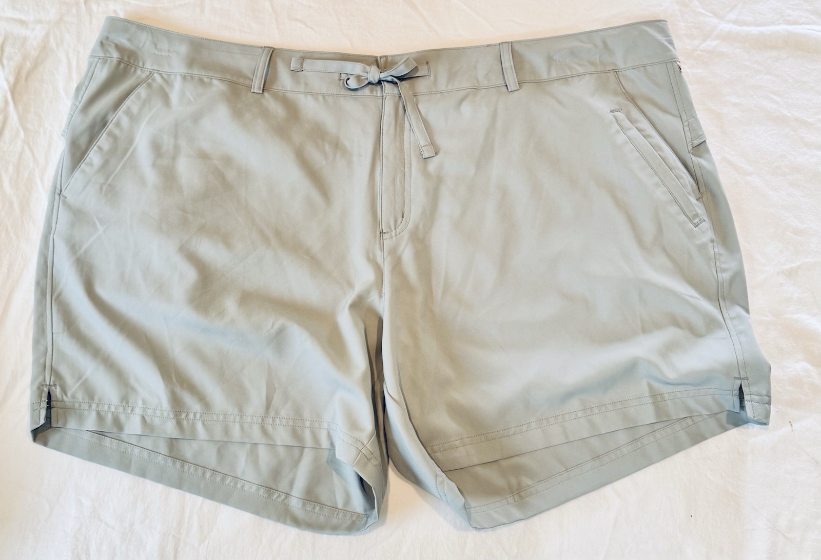 Magellan Outdoors Falcon Lake Shorty Athletic Shorts Plus 3X Gray Pockets