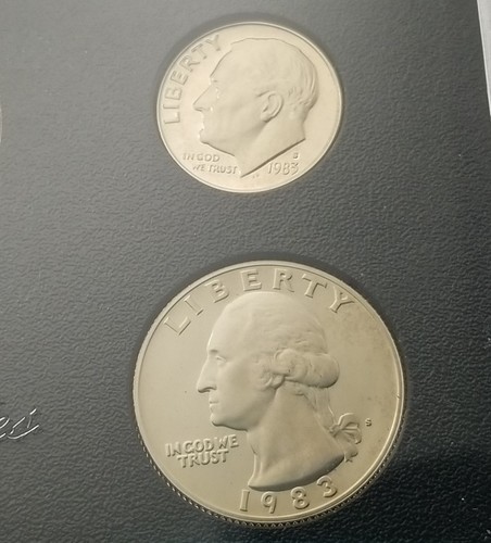 1982 & 1983 United States Proof Sets #20138 - Picture 15 of 19
