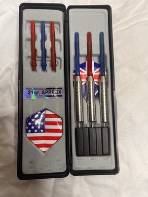 Designa Patriot X model Darts With Case, British/American Flags. 21 Grams