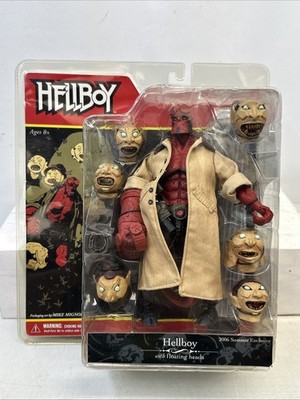 Mezco Toys 2006 Hellboy Trenchcoat w/Floating Heads 2006 Summer Exclusive NIB