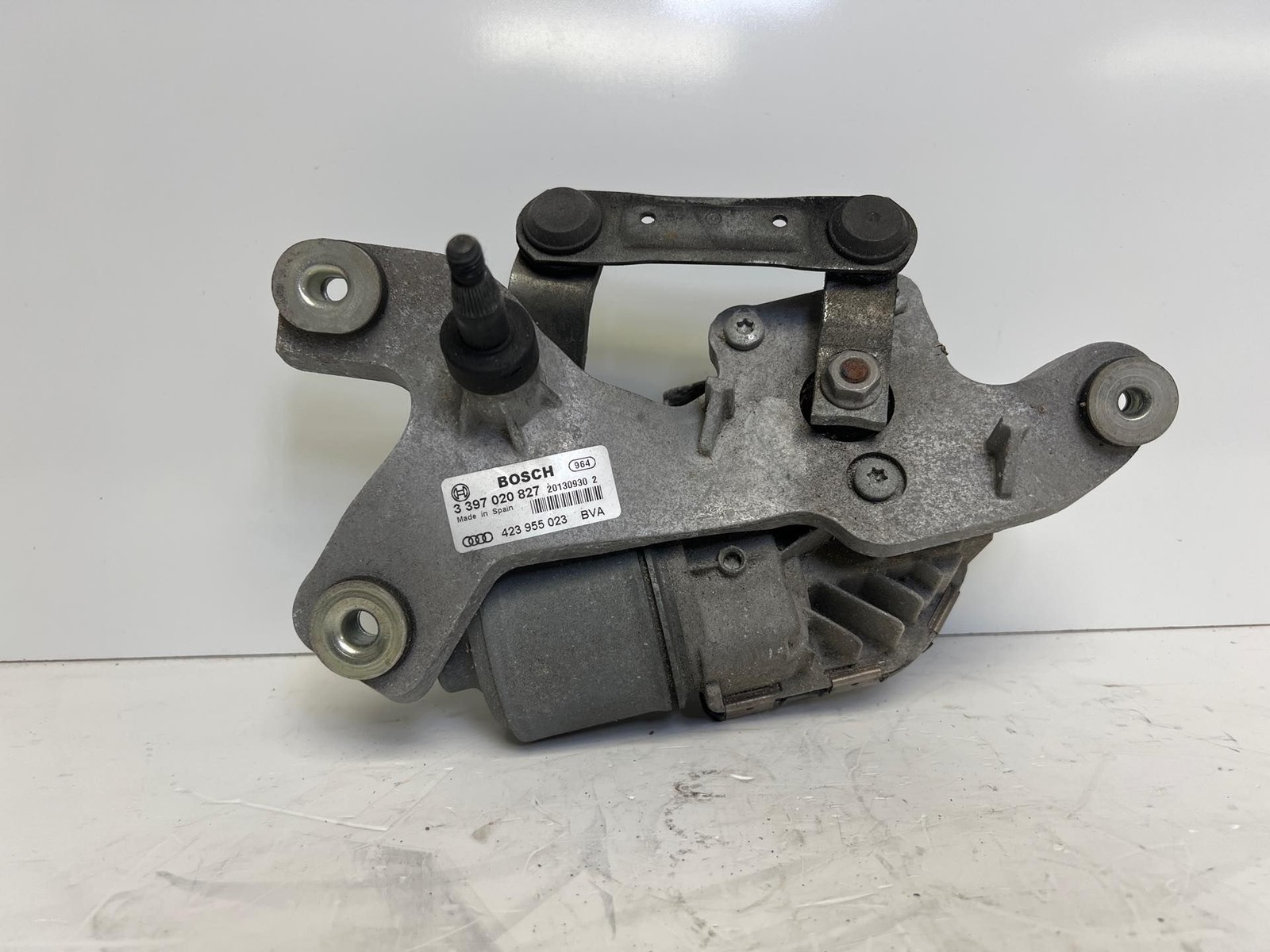 2009-2015 Audi R8 Coupe Front Left Side Windshield Wiper Motor Oem 423955123 (MK