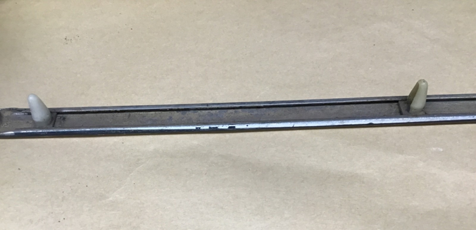 1966 - 1980 Rolls Royce Silver Shadow Silver Wraith II Front Left Fender Trim