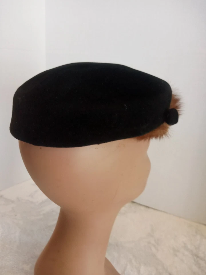 Pastillero vintage original años 40 50 Merrimac negro importado piel de visón boina terciopelo Foto 2 de 4