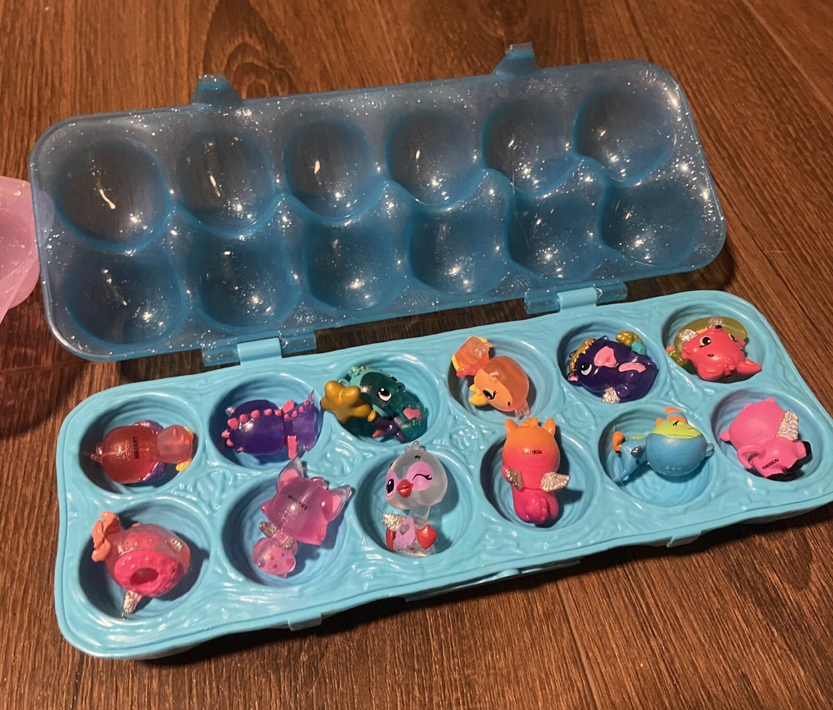 12 Pack Hatchimals Neon Nightglow Hatchimals CollEGGtibles Season